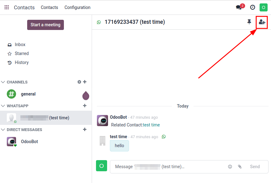 Thêm người dùng vào một cuộc trò chuyện WhatsApp, với biểu tượng thêm người dùng được tô sáng.